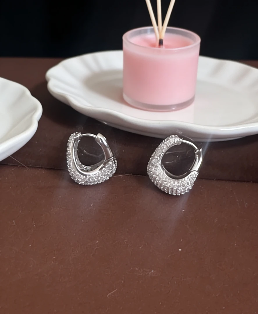 合金锆石耳饰 法式925银针耳圈复古轻奢设计款简约小众个性精致