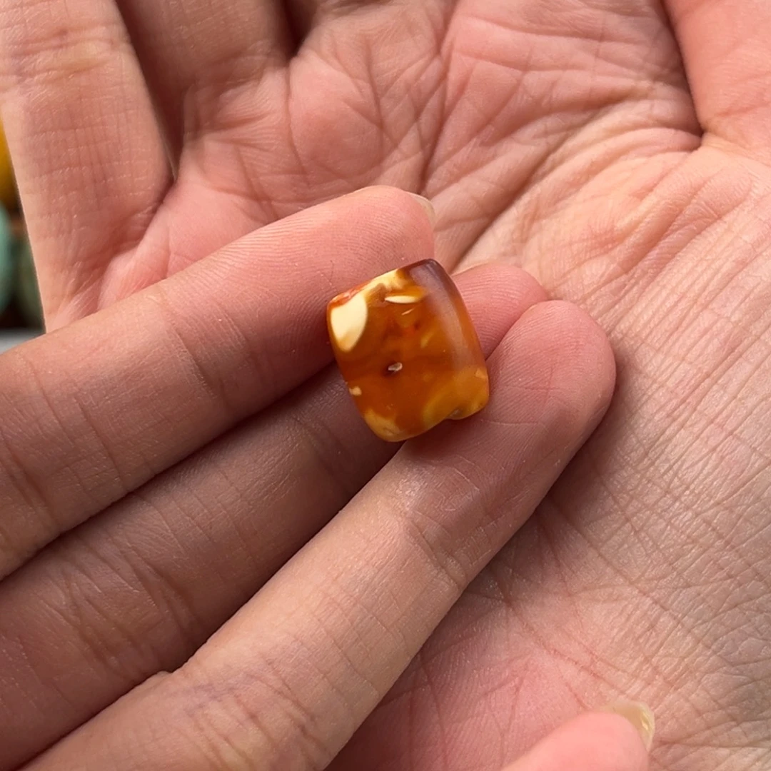 莫***莫蜜蜡未镶嵌项链老蜜蜡