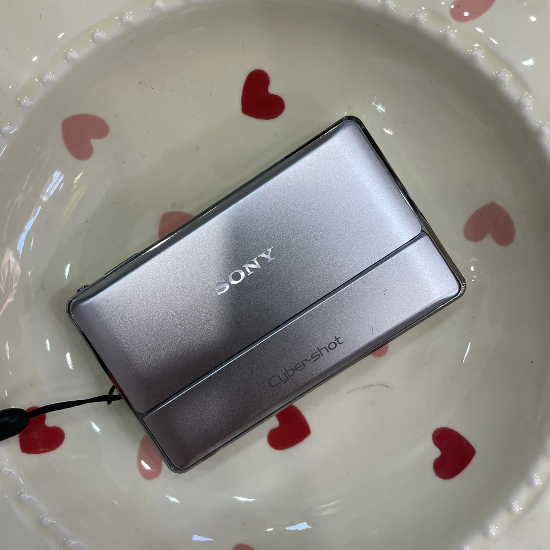 9新 Sony/索尼 tx100 二手商品no退换