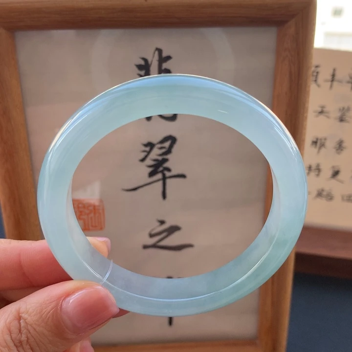 翡翠手镯未镶嵌翡翠手镯53