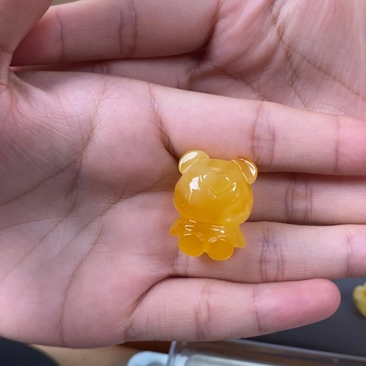 未镶嵌琥珀裸石小熊吊坠