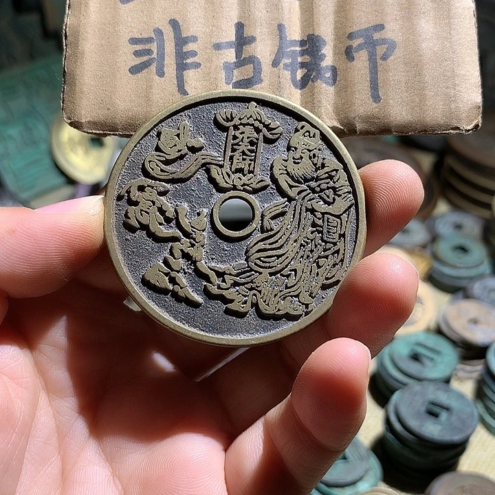 铜爱****?现代工艺品老铜翻砂