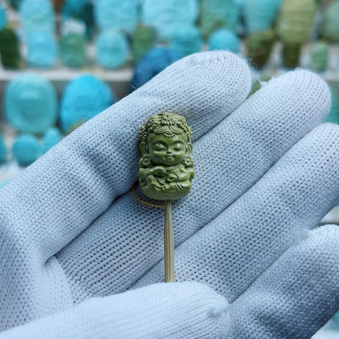 绿松石未镶嵌珠宝奇石