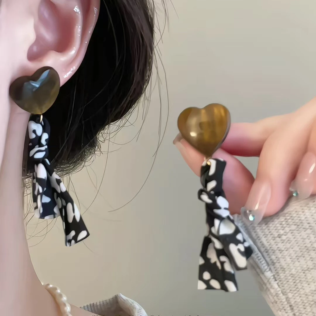合金布艺耳饰 焦糖爱心复古港风波点耳钉个性小众设计感耳钉耳坠