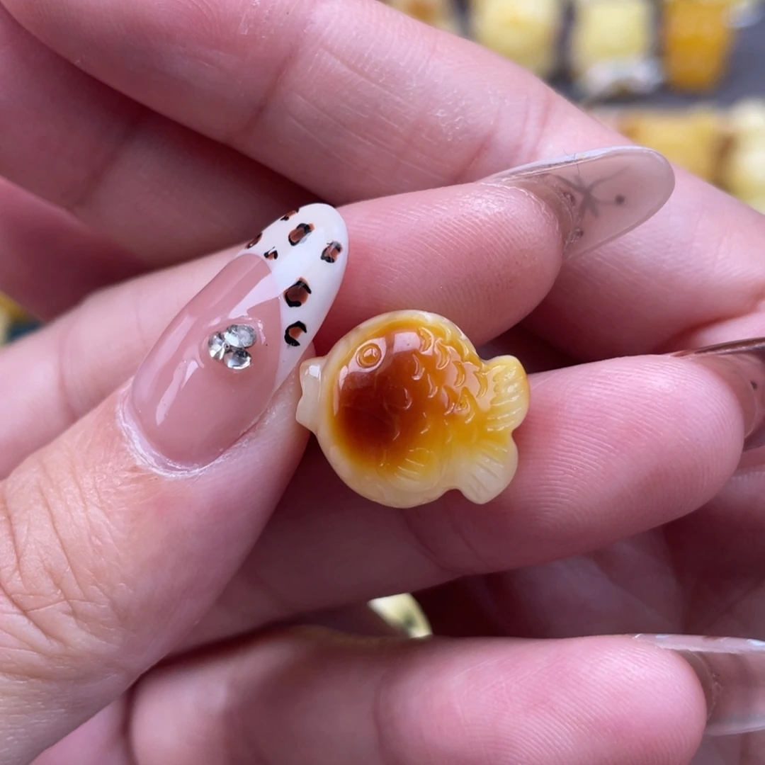 裸石琥珀未镶嵌蜜蜡