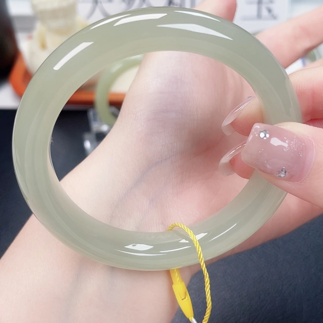 和田玉未镶嵌手镯5758