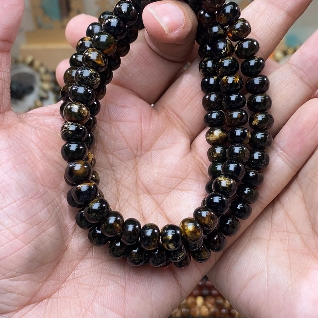 琥珀未镶嵌手链8黑花