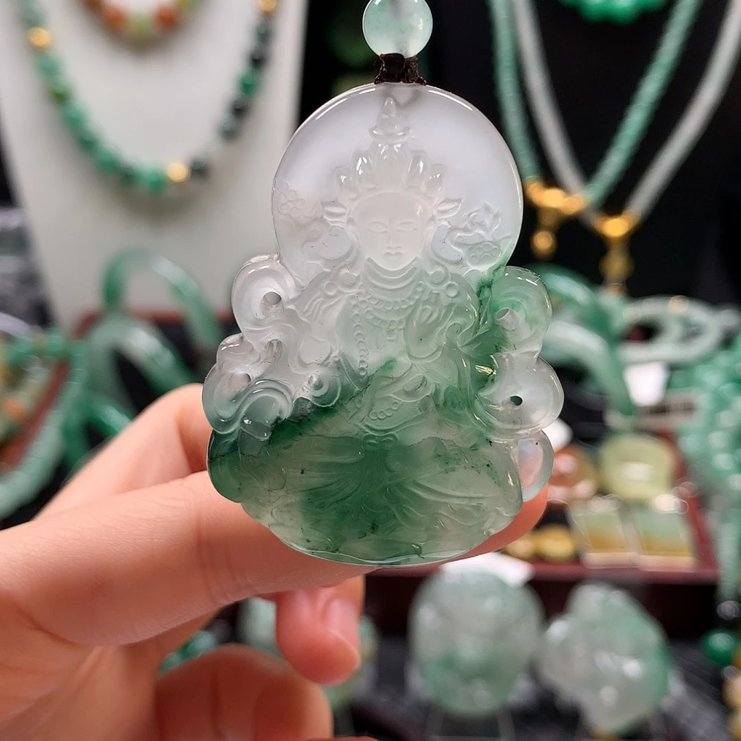 石英质玉未镶嵌吊坠