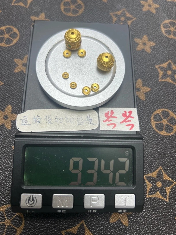 足金999黄金配饰转金桶和双鹿听法