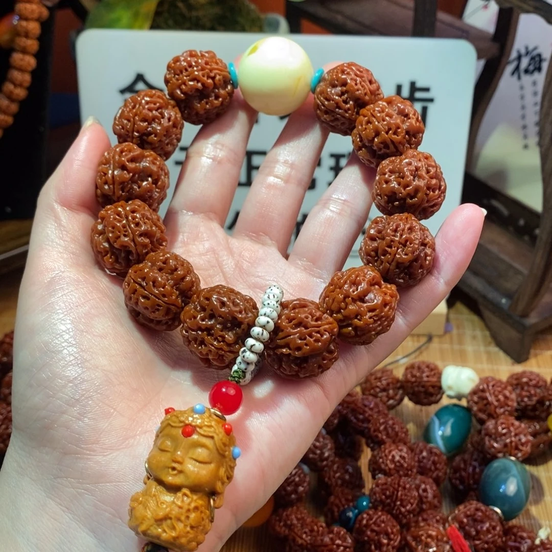 金刚菩提手串401。    度