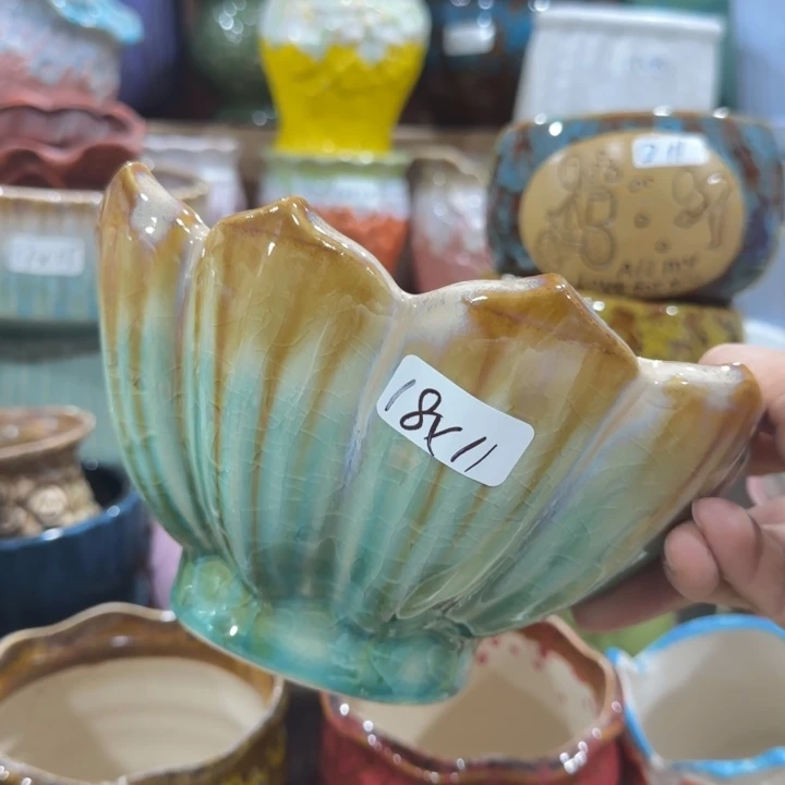 凑9块包邮，有孔花盆