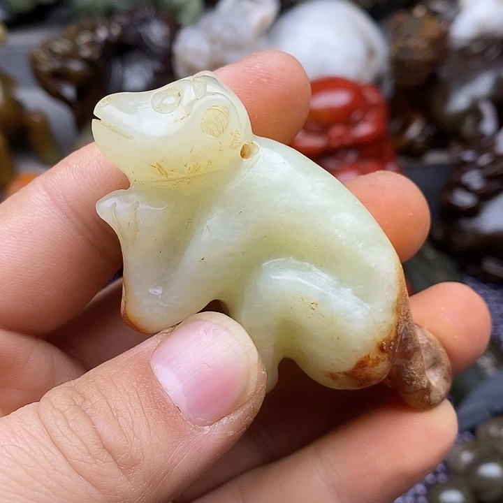 未镶嵌蛇纹石玉颈饰