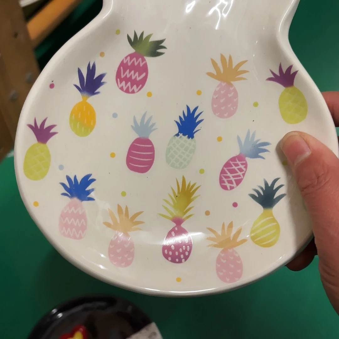 吕*妖陶瓷艺术设计中心