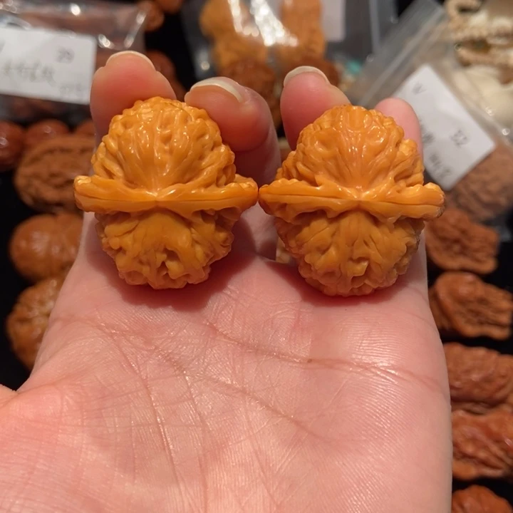 文玩核桃把件35白狮子