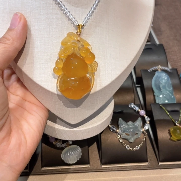 蛇纹石玉未镶嵌吊坠(赠链)