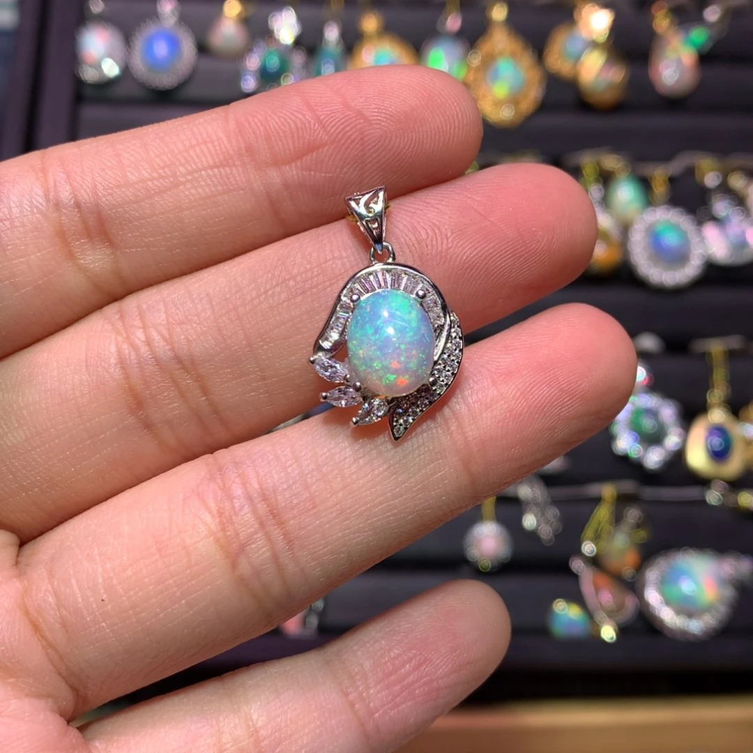 银S925镶嵌欧泊吊坠