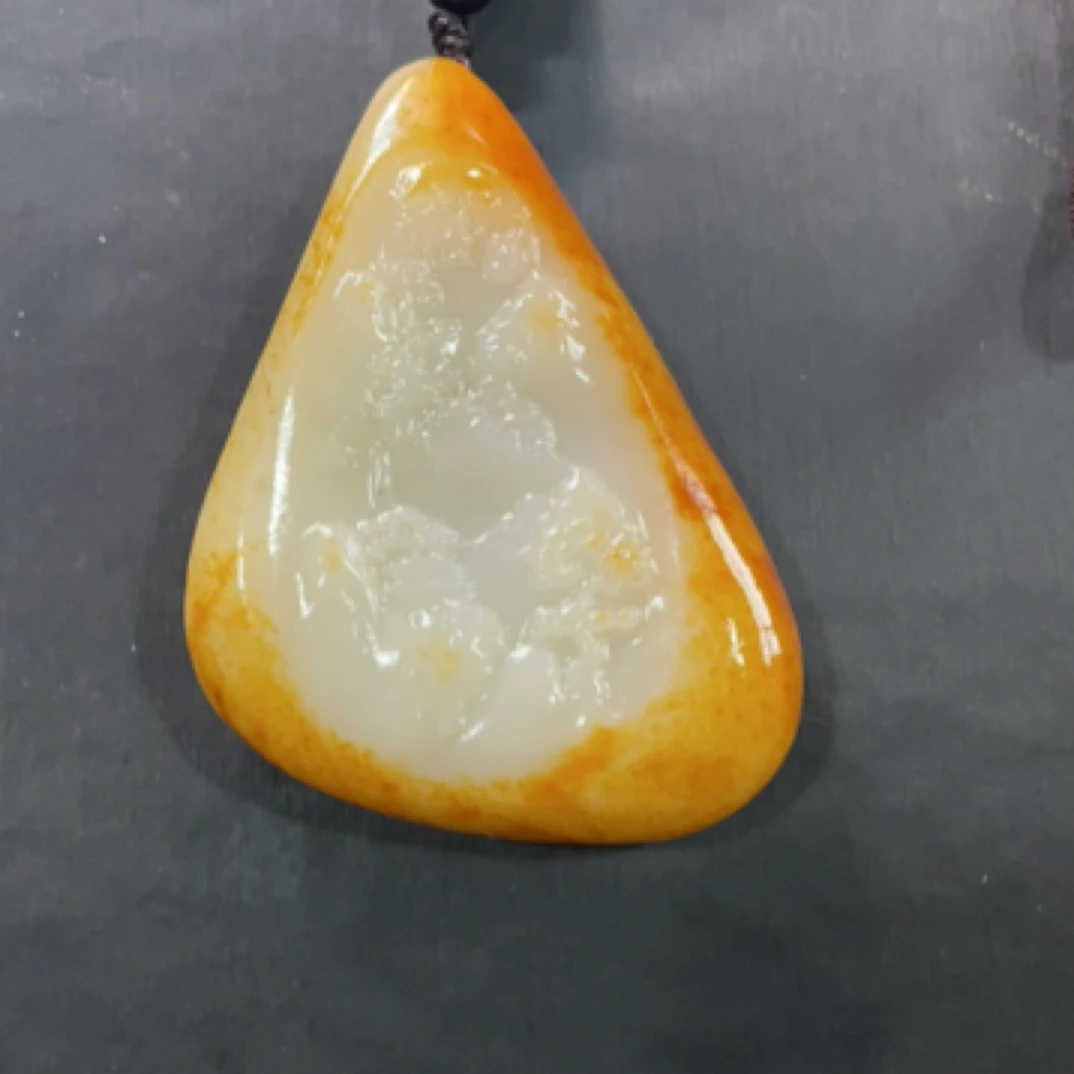 和田玉挂件未镶嵌2.18L8