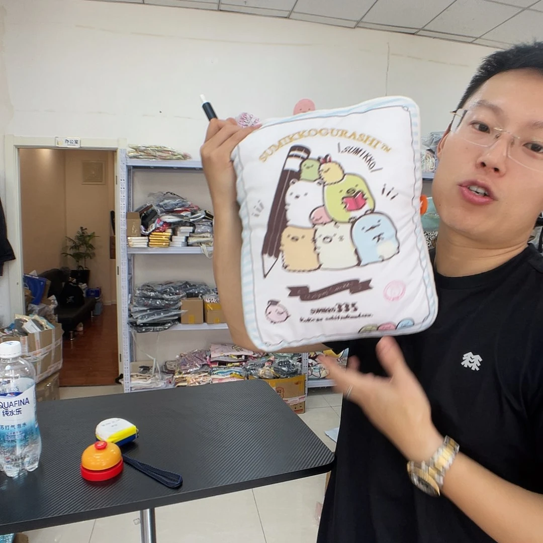 PU化妆包等各种产品