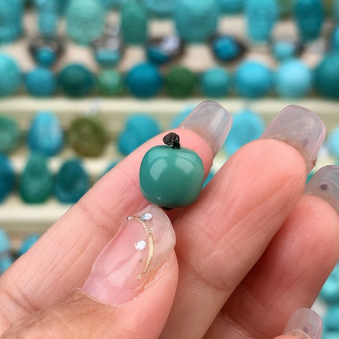 绿松石未镶嵌珠宝奇石10