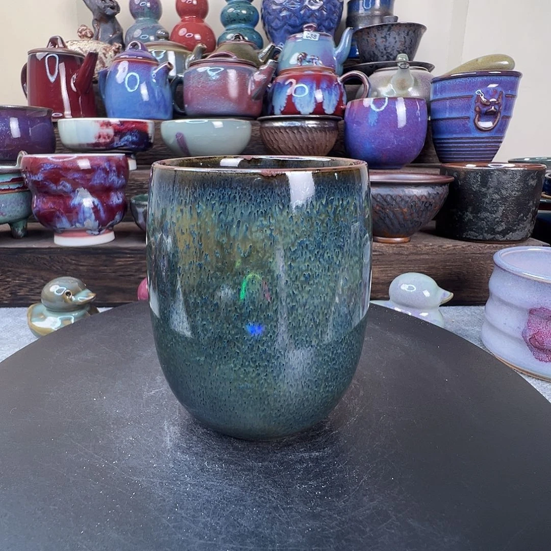 手拉胚满釉支烧翠绿色鎏金龙单杯一只