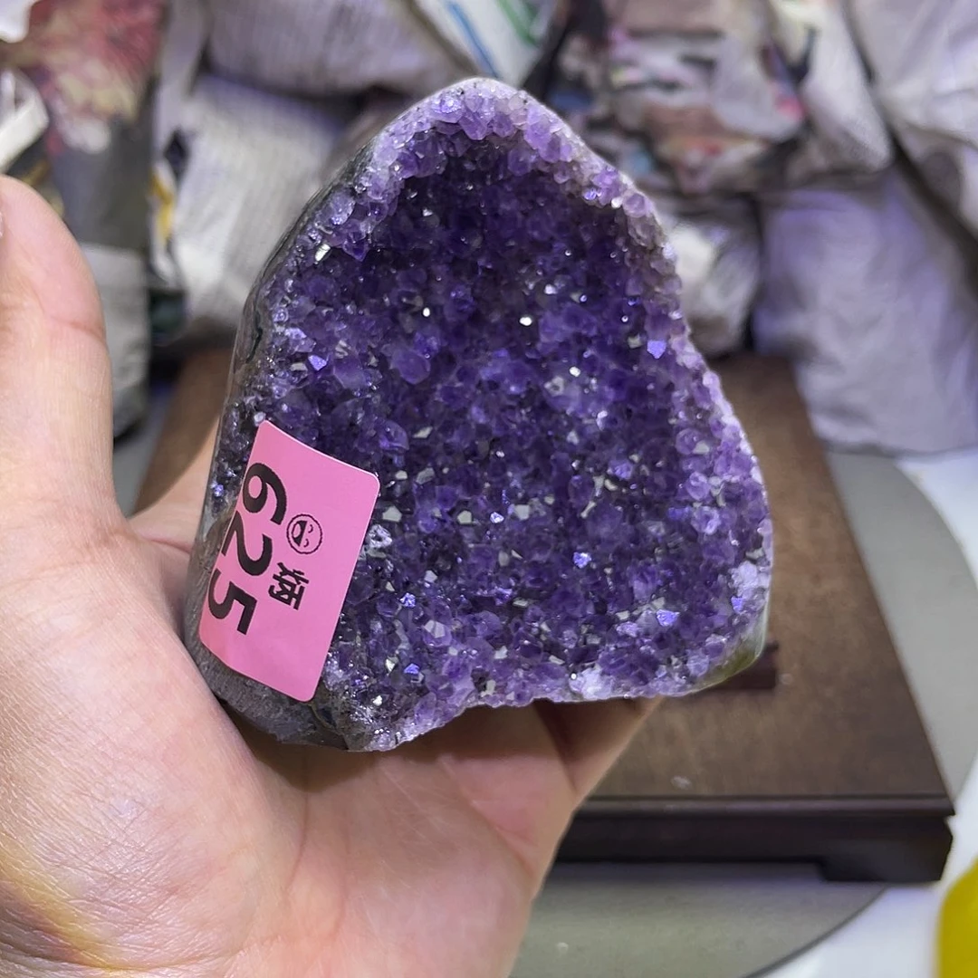 未镶嵌水晶大型摆件（非配饰）