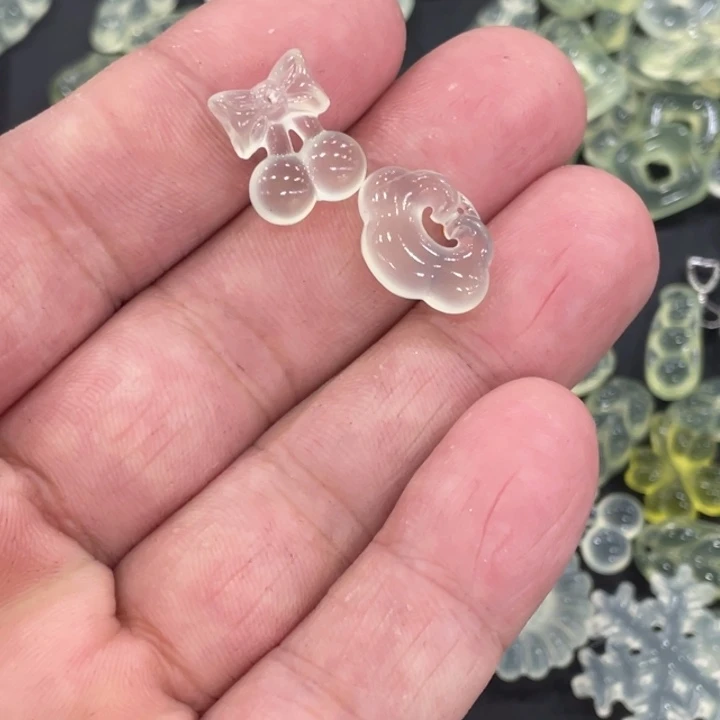 蛇纹石玉合金颈饰