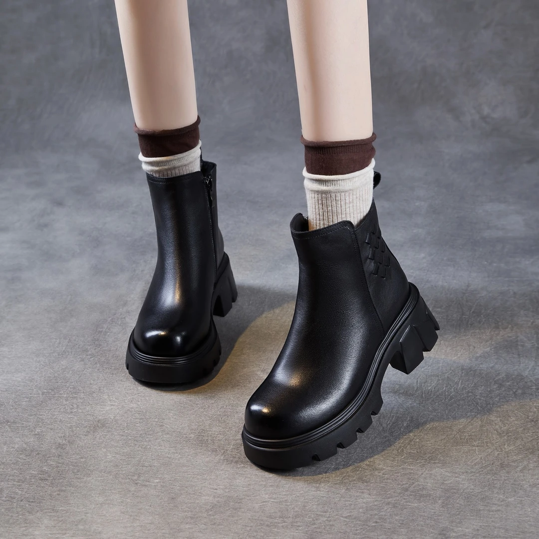 头层牛皮英伦短靴女鞋2025秋冬真皮切尔西靴复古圆头粗跟厚底女靴