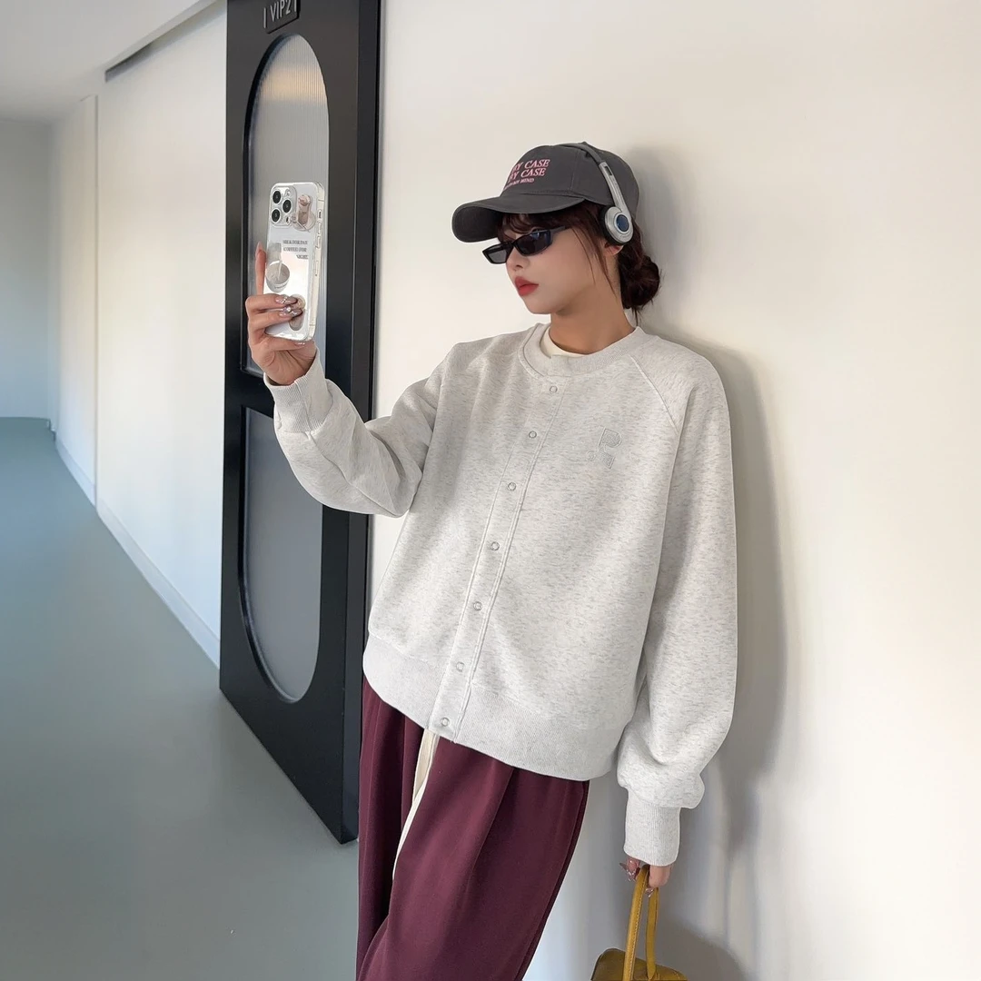 「简约优雅」2025春季时尚简约棒球服款女士卫衣开衫25005