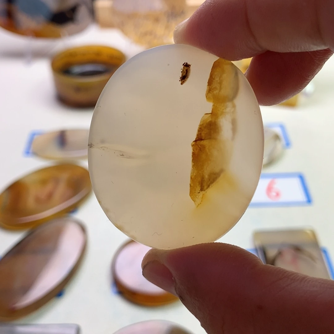 玛瑙/玉髓未镶嵌珠宝半成品