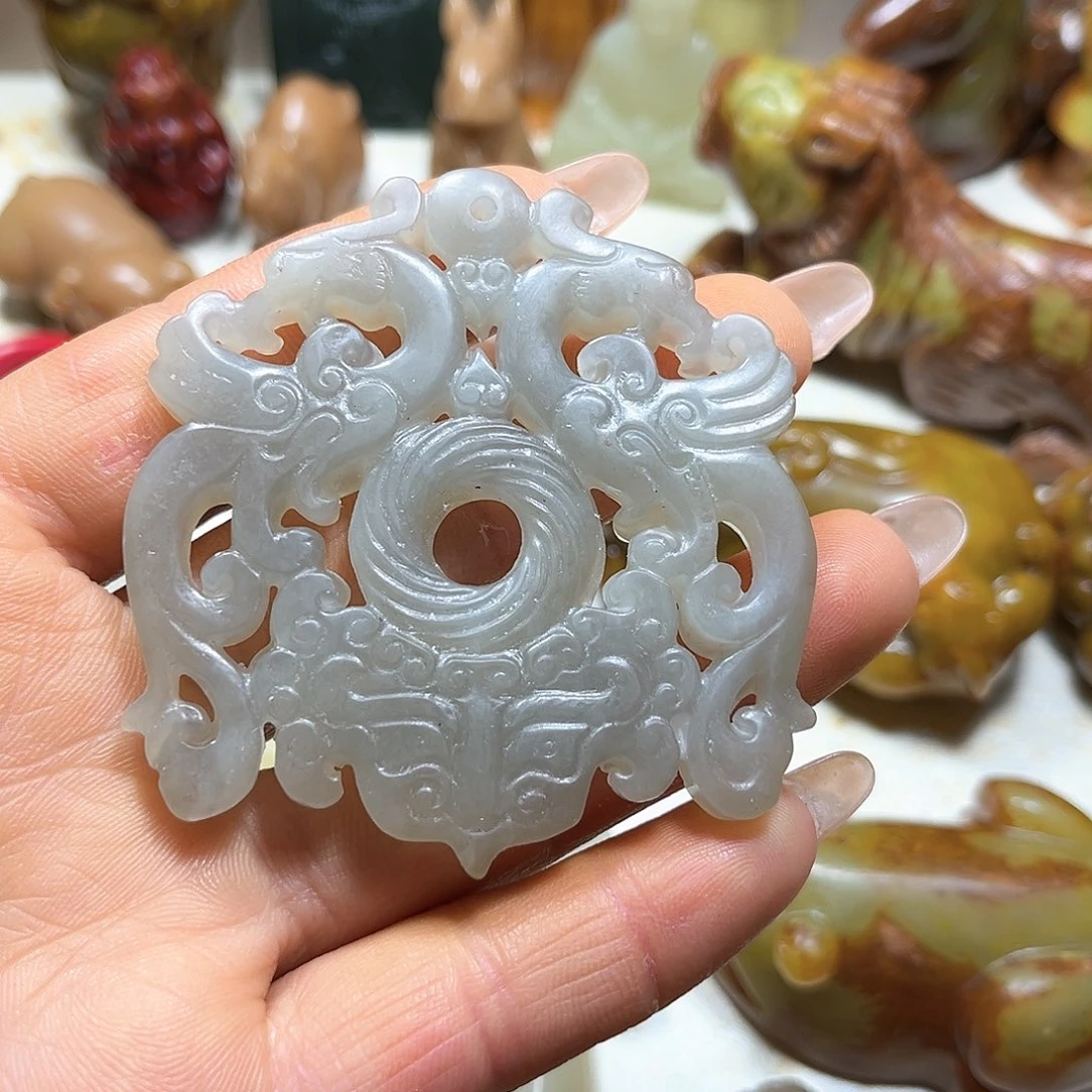 白玉菩提吊坠白玉菩提吊坠