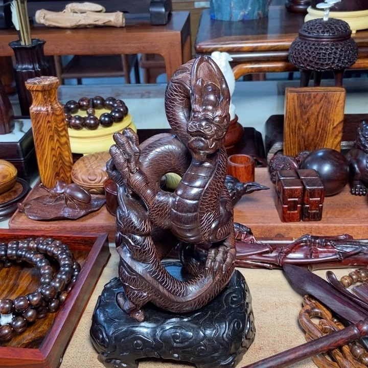 檀香紫檀（小叶紫檀）龙