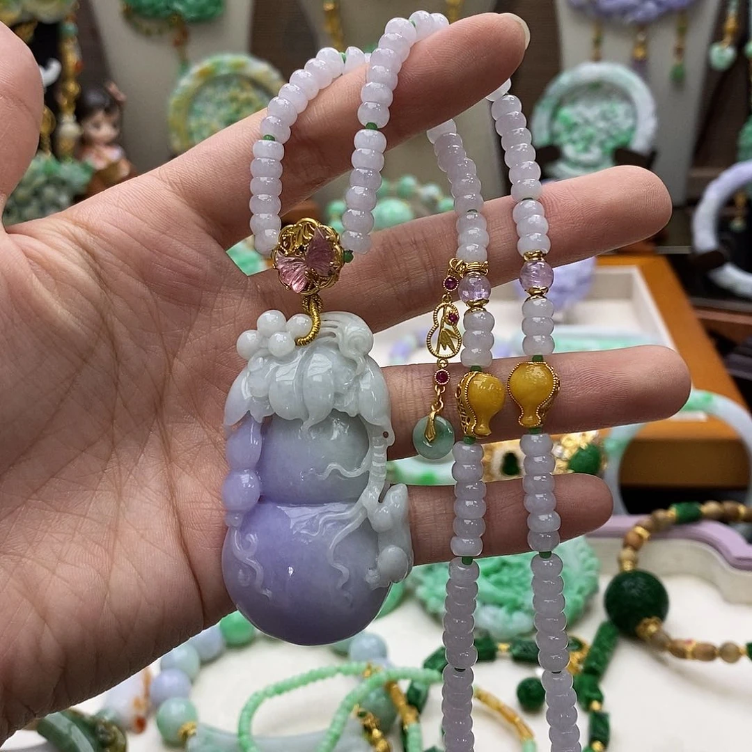 颈饰未镶嵌翡翠项链