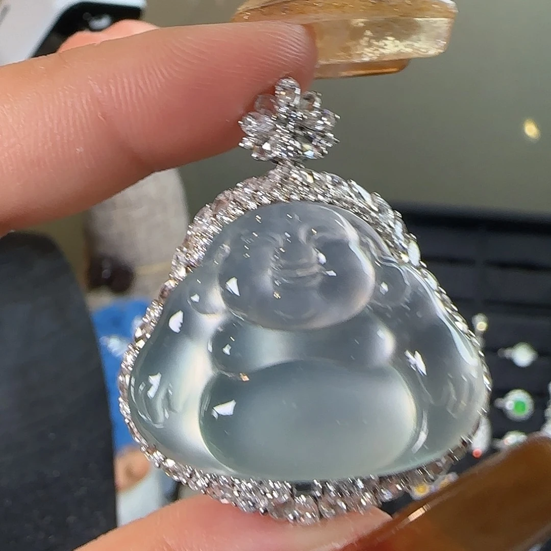 翡翠18K金镶嵌颈饰天然翡翠