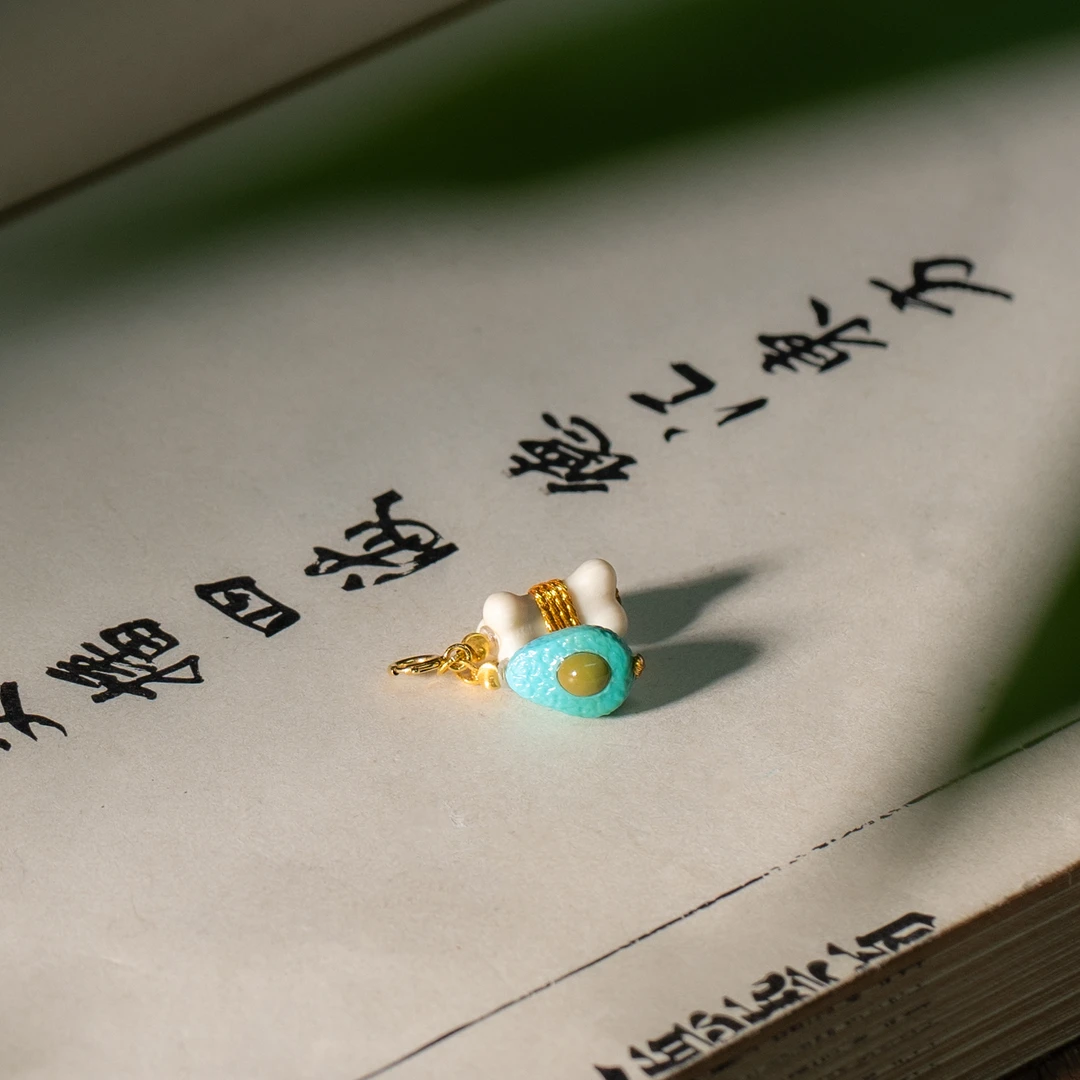 【世间臻宝】18K猛犸小骨头DIY滴流吊坠/Q1201/多样性发一件/12