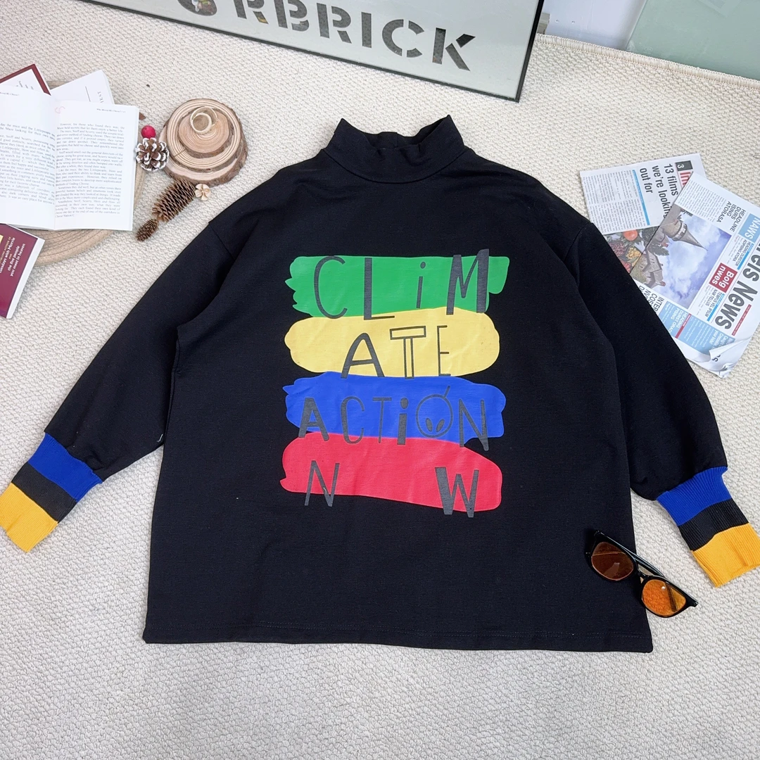 【伊人风尚服饰推荐】2025春季新款休闲潮牌半高领卡通印花卫衣9472