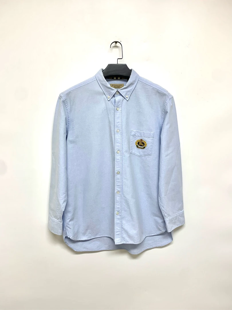 99新  【Burberry】巴宝莉胸前战马浅蓝色衬衫/XXL码 /Y11526902