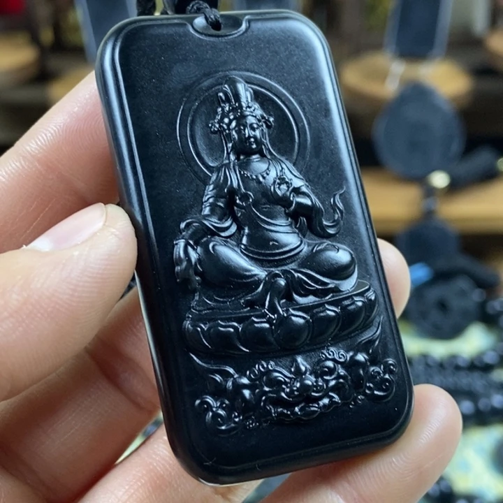 和田玉（墨玉）未镶嵌颈饰观音