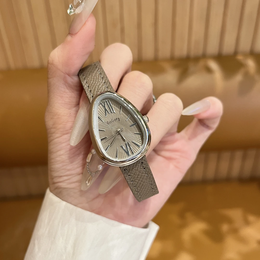 时尚小众设计复古气质石英女士手表轻奢百搭上档次G7702