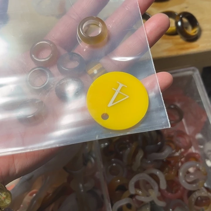 石英质玉珠宝奇石未镶嵌L****Y