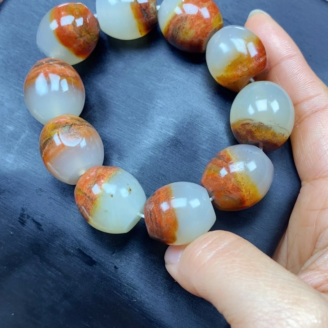 石英质玉（黄龙玉）颈饰未镶嵌