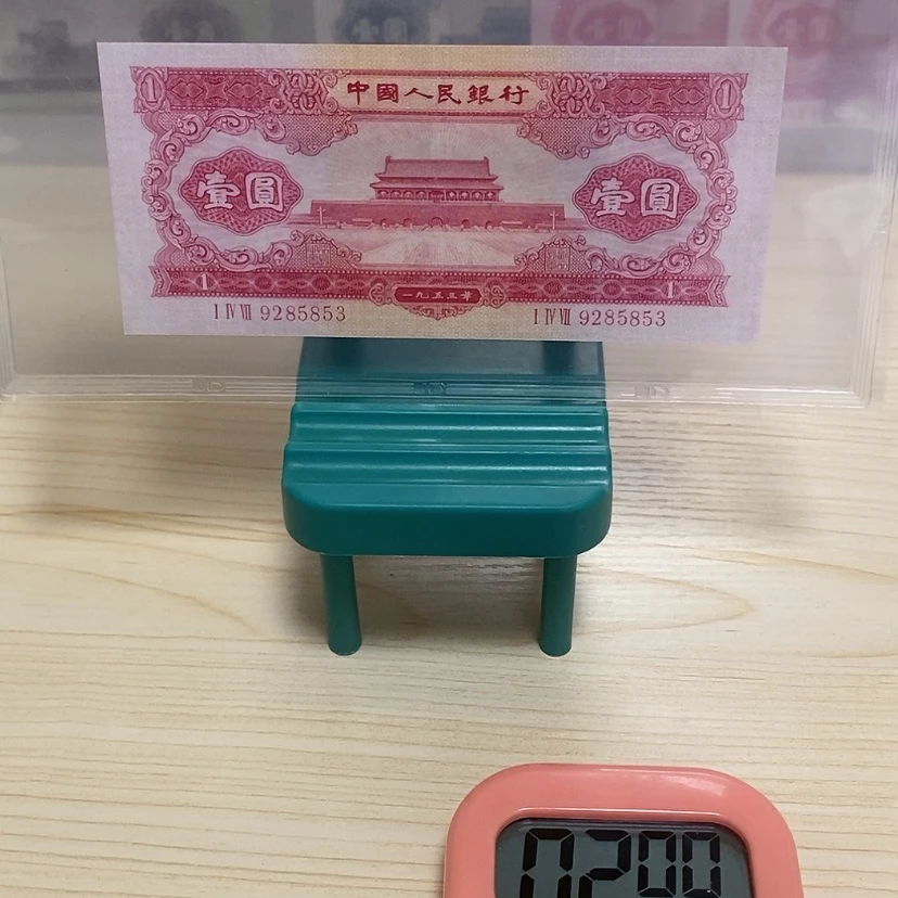 【闪购商品】在*起五星酒店对面就是华泰百货的