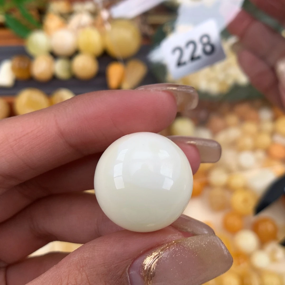 琥珀珠宝奇石未镶嵌W*L20.8