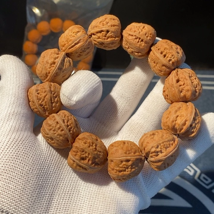 文玩核桃手串……7