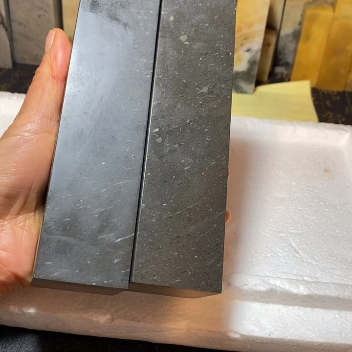 阿***泽昌化鸡血石印章石