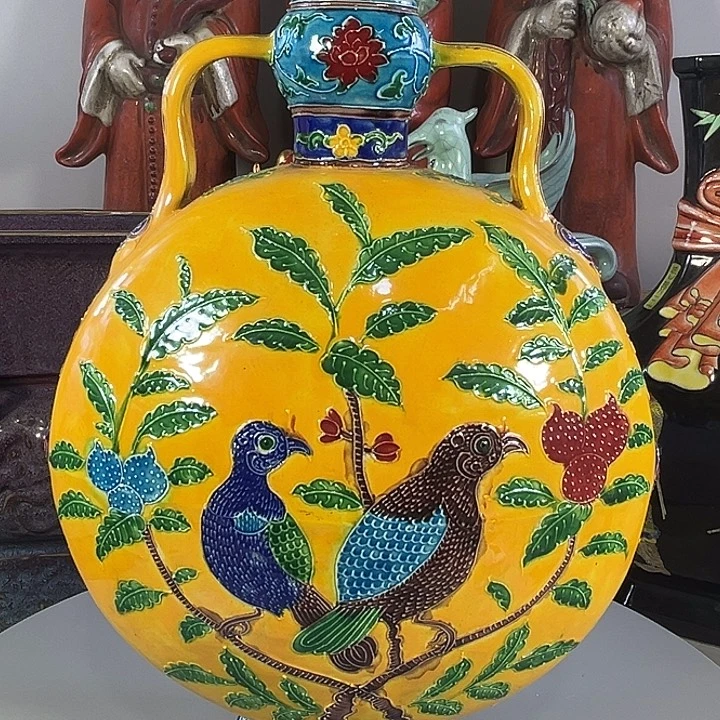 瓶珐华彩花鸟纹扁瓶