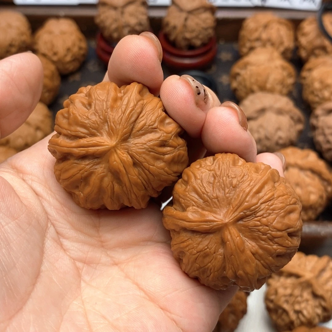 文玩核桃把件38尺精品元宝三棱