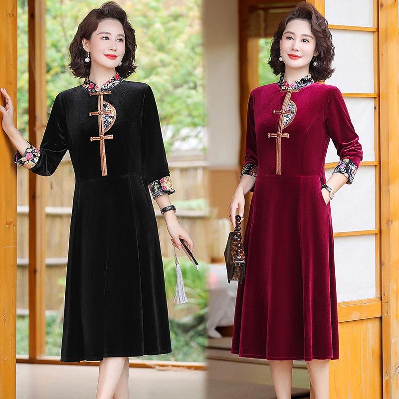 时尚妈妈春装长袖金丝绒2025新款连衣裙洋气中老年女装新中式裙子