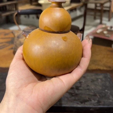 景德镇鱼和熊手工陶艺