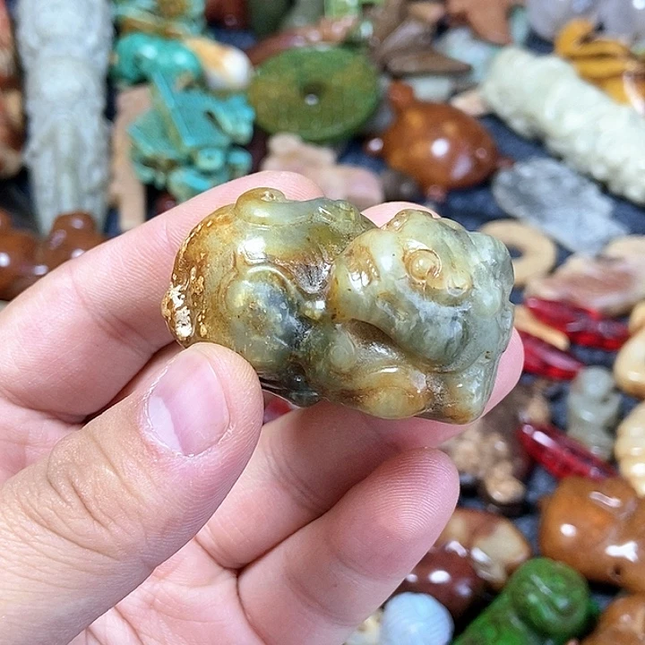 和田玉未镶嵌颈饰60