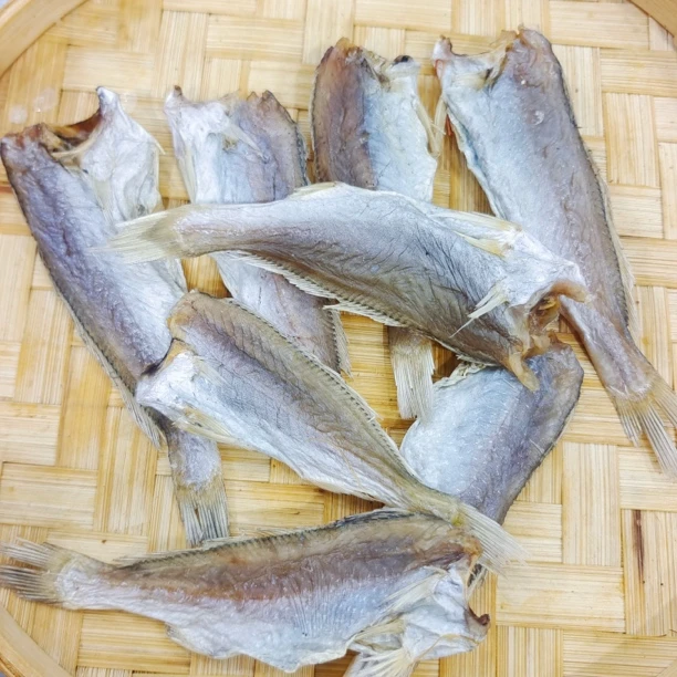 本港野生划仔鱼干咸鱼干 1斤装 顺丰包邮 广东茂名博贺港